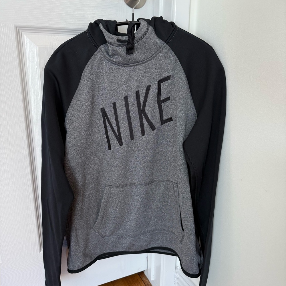 Nike women’s activewear hoodie -M